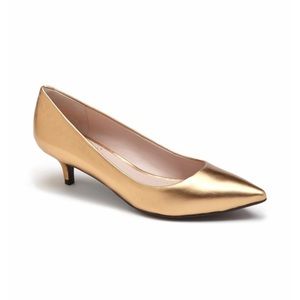 ✨SALE! ✨Vince Camuto Naureen kitten heel pumps